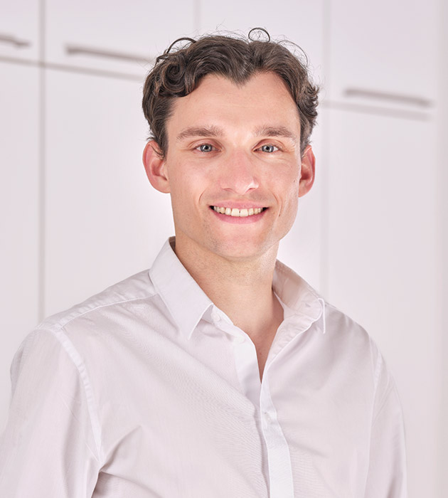 Dr. Florian Molkenthin